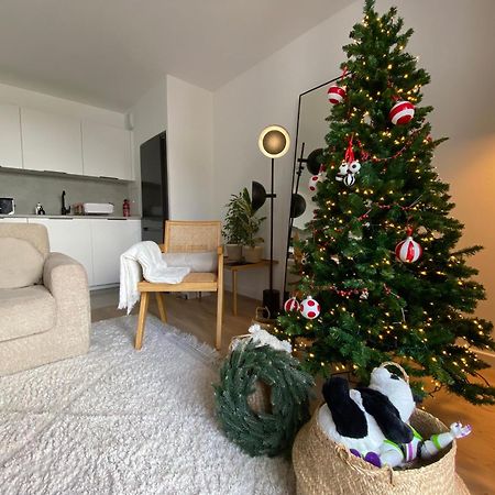 Apartament Disneyland Minimalist Lifestyle - 5 Pax Serris Zewnętrze zdjęcie