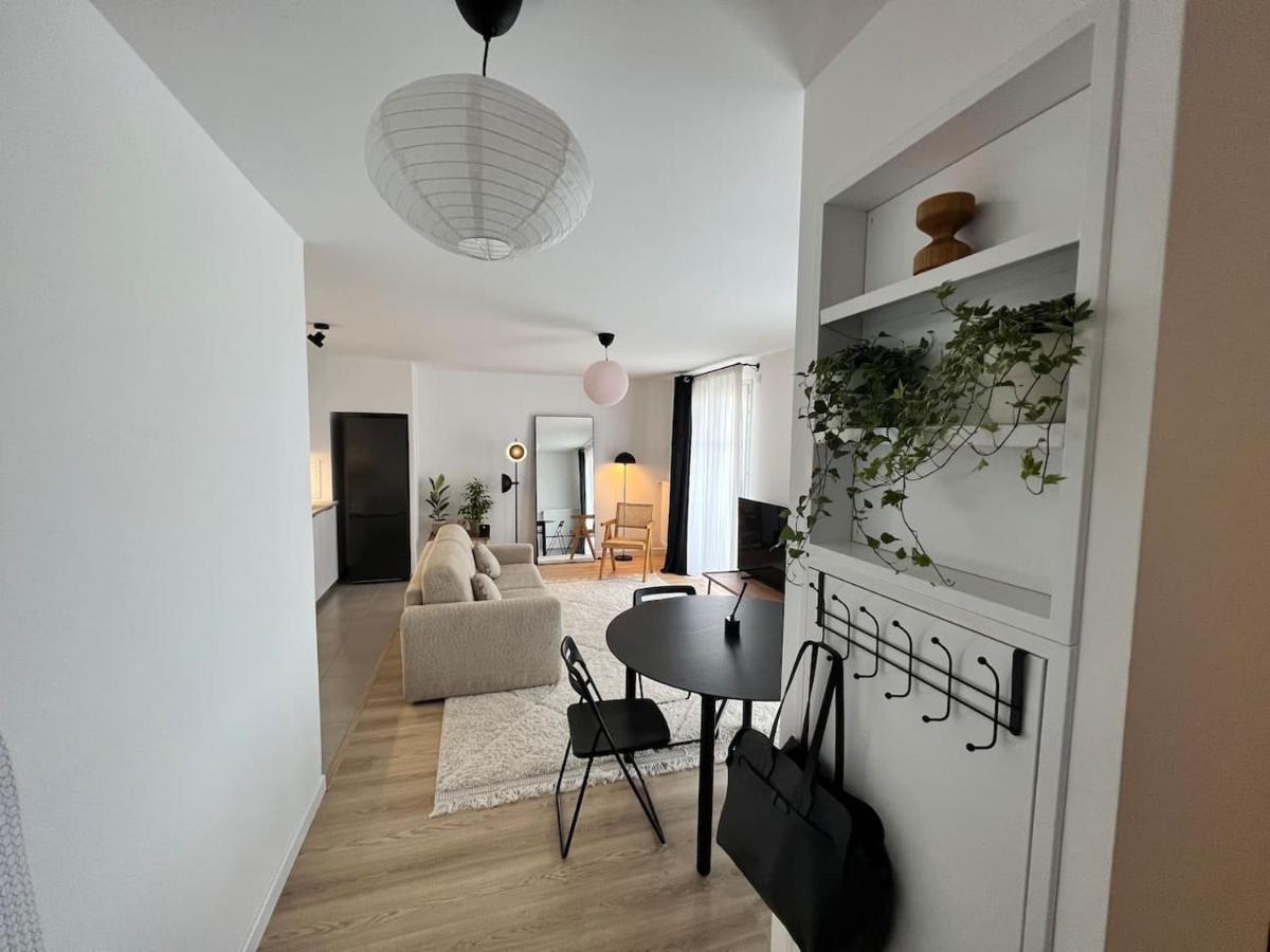 Apartament Disneyland Minimalist Lifestyle - 5 Pax Serris Zewnętrze zdjęcie