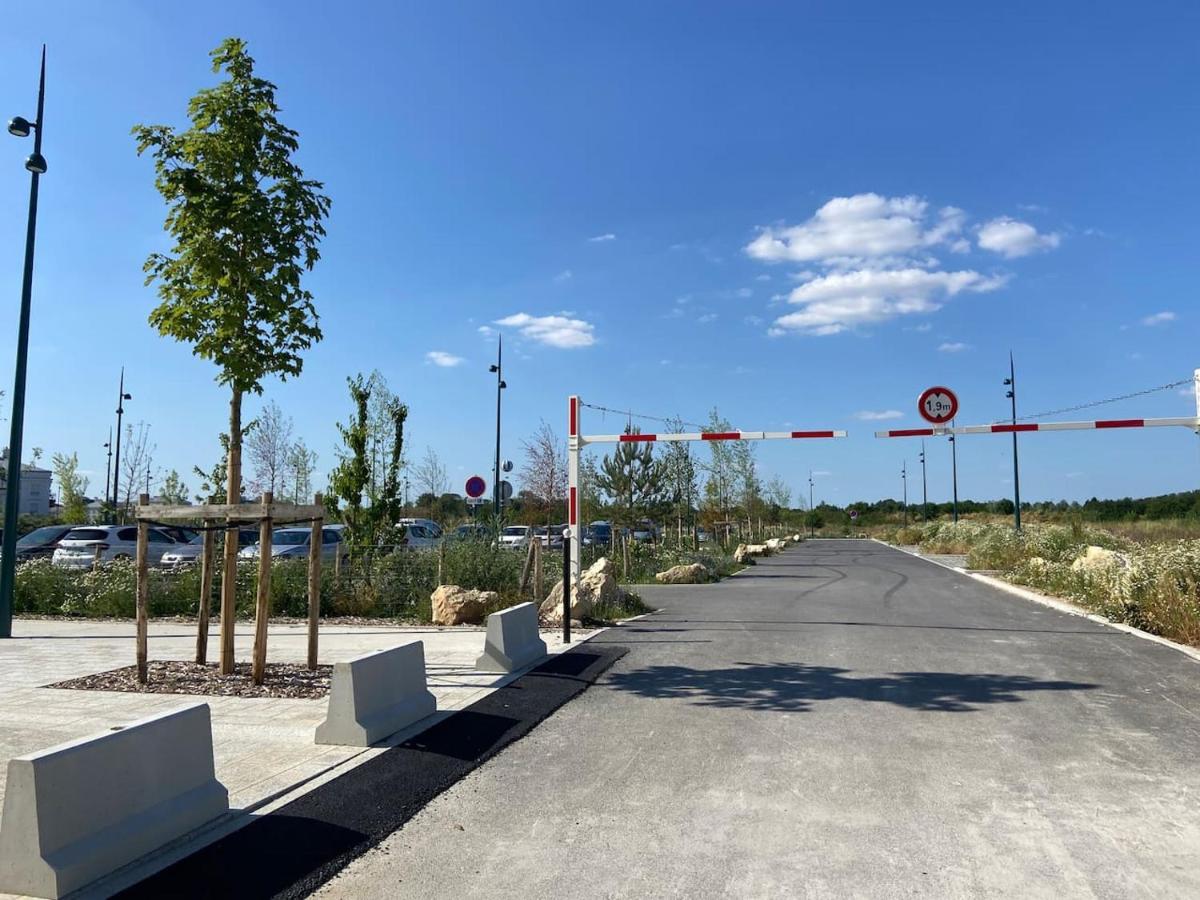 Apartament Disneyland Minimalist Lifestyle - 5 Pax Serris Zewnętrze zdjęcie