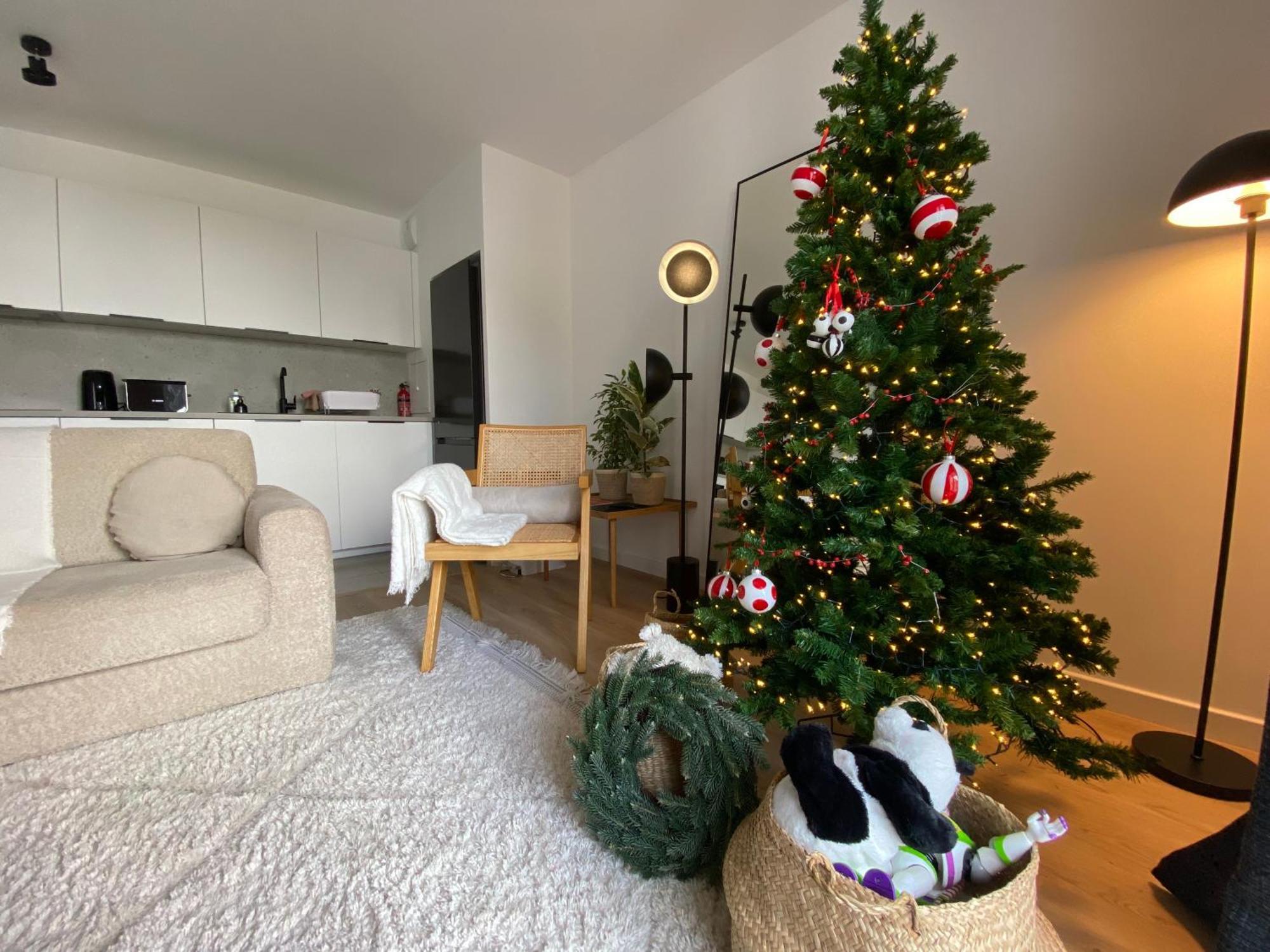 Apartament Disneyland Minimalist Lifestyle - 5 Pax Serris Zewnętrze zdjęcie