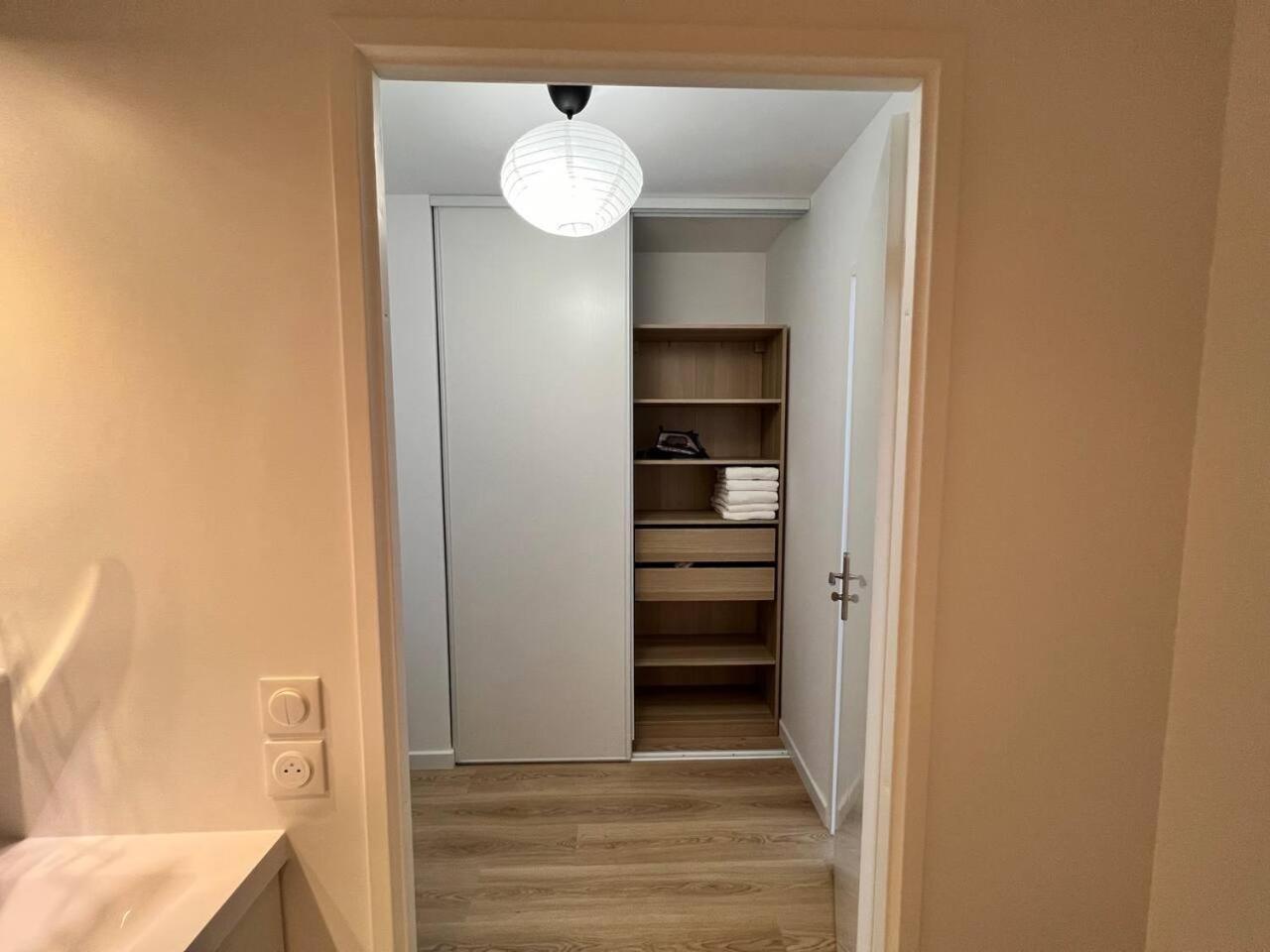 Apartament Disneyland Minimalist Lifestyle - 5 Pax Serris Zewnętrze zdjęcie