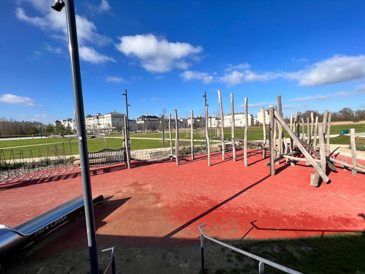 Apartament Disneyland Minimalist Lifestyle - 5 Pax Serris Zewnętrze zdjęcie
